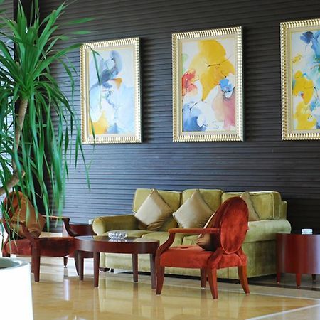 Tienyow Grand Hotel Haikou  Dış mekan fotoğraf